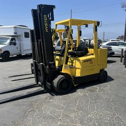 Hyster Forklift Capacity 12,000 Libras