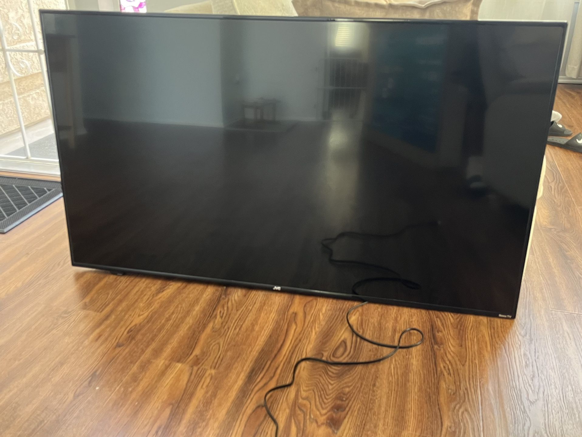 58 Inch JVC Roku Smart TV