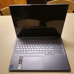 Lenovo Slim 7 16'' (1TB SSD Intel Core i7-12700H 2.30GHz 32GB RAM) Touch Laptop