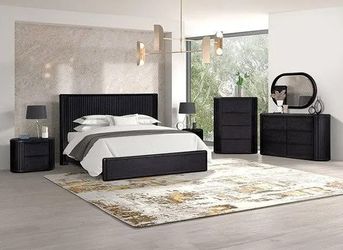 Queen size bedroom set 