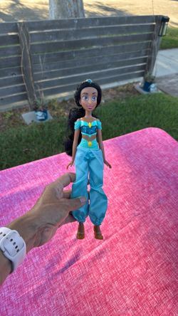 Jasmine with shoes