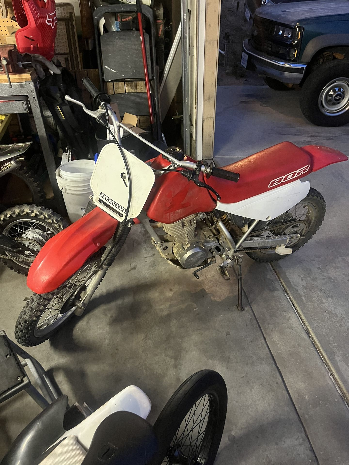 Honda xr 80 dirtbike