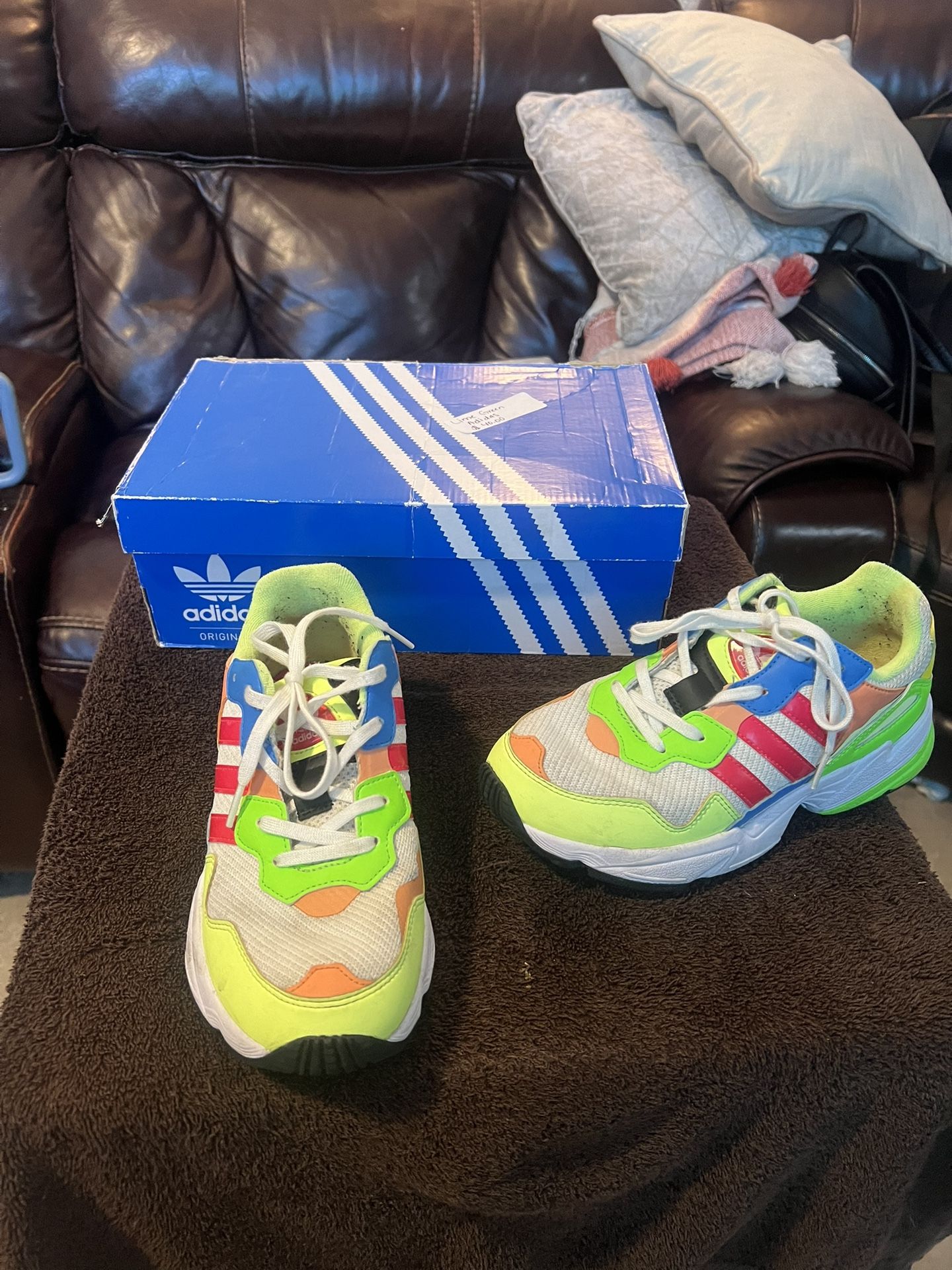 Adidas Size 4.5 Men
