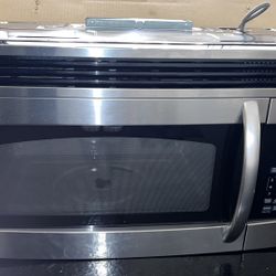 GE Over Oven Microwave 