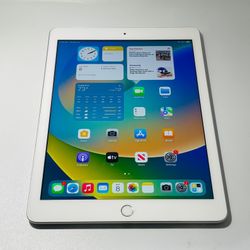 Apple iPad 5 32GB 9.7” Fully Functional iOS 16