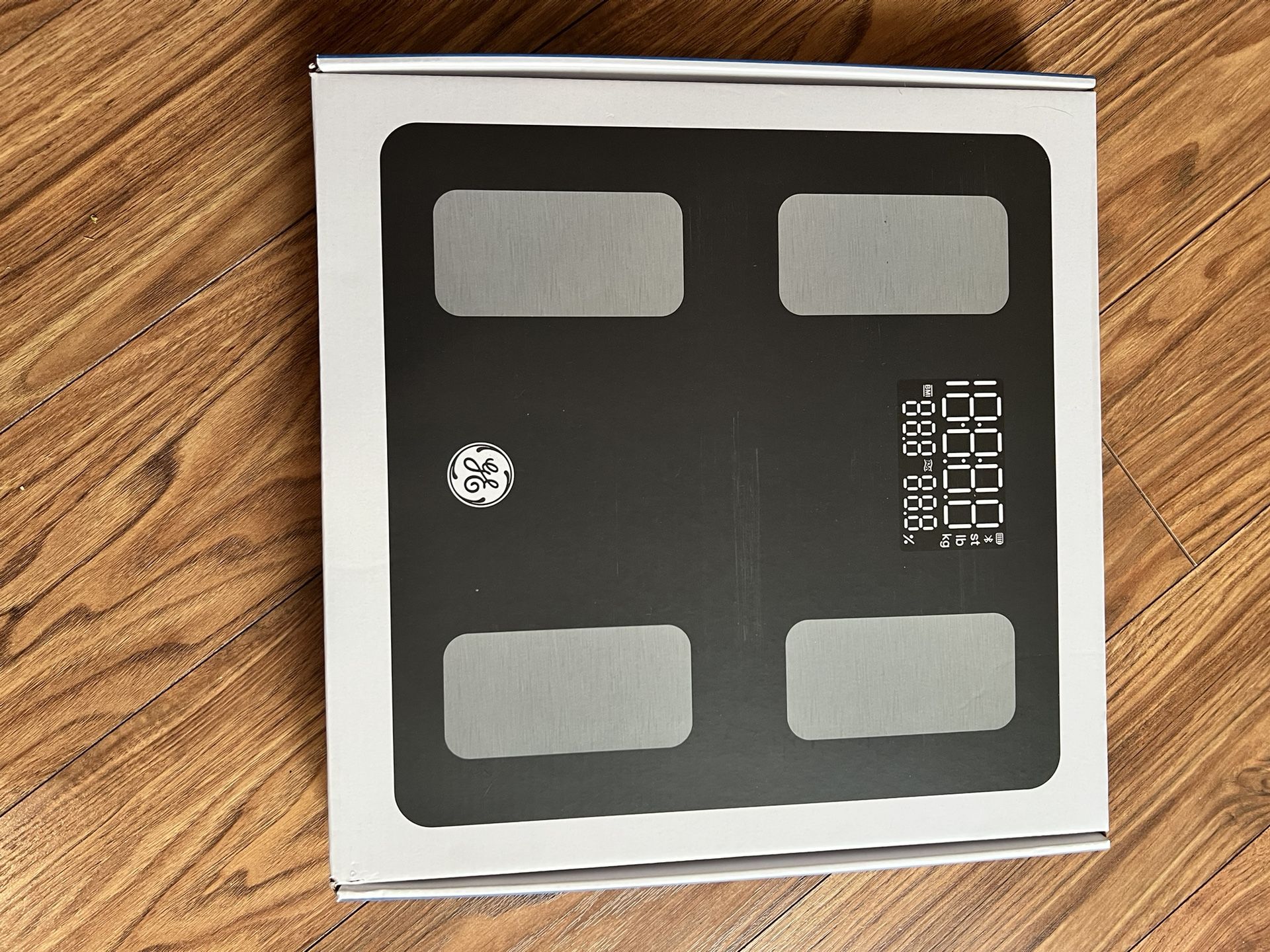 GE Smart Scale for Body Fat, BMI Muscle Mass Digital Bathroom Weight Scales Bluetooth Electronic Body Composition Monitor for People with App Large Di