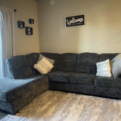 Sectional couch 