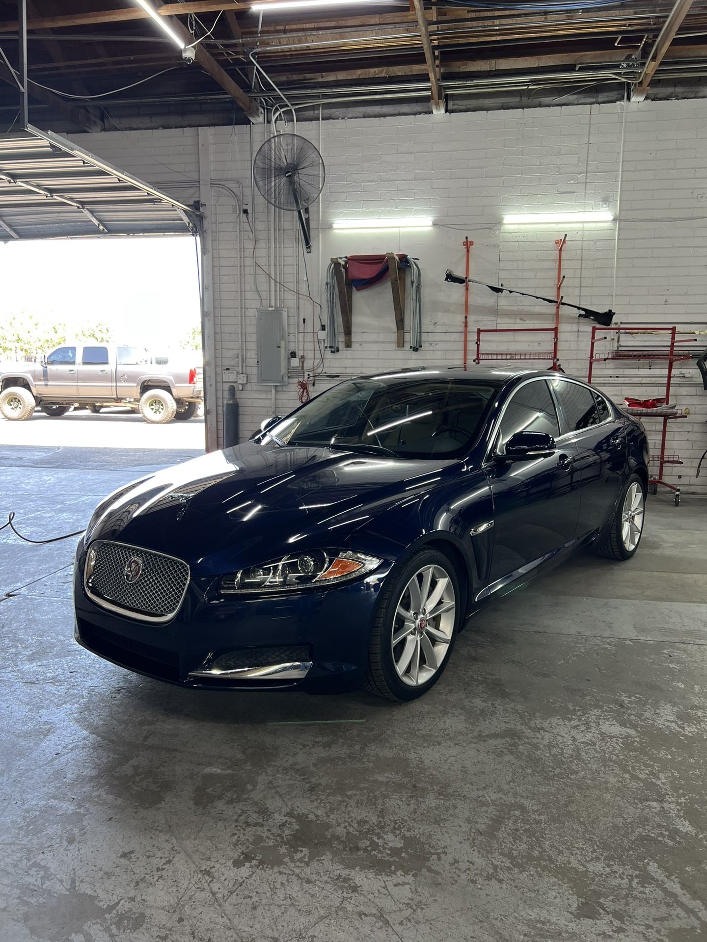 2015 Jaguar XF