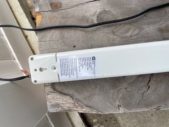 Fluorescent work bench light