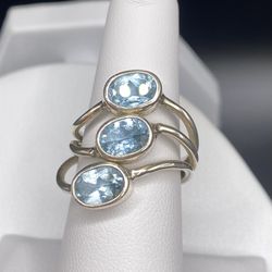 Vintage Sterling Blue Topaz Ring 