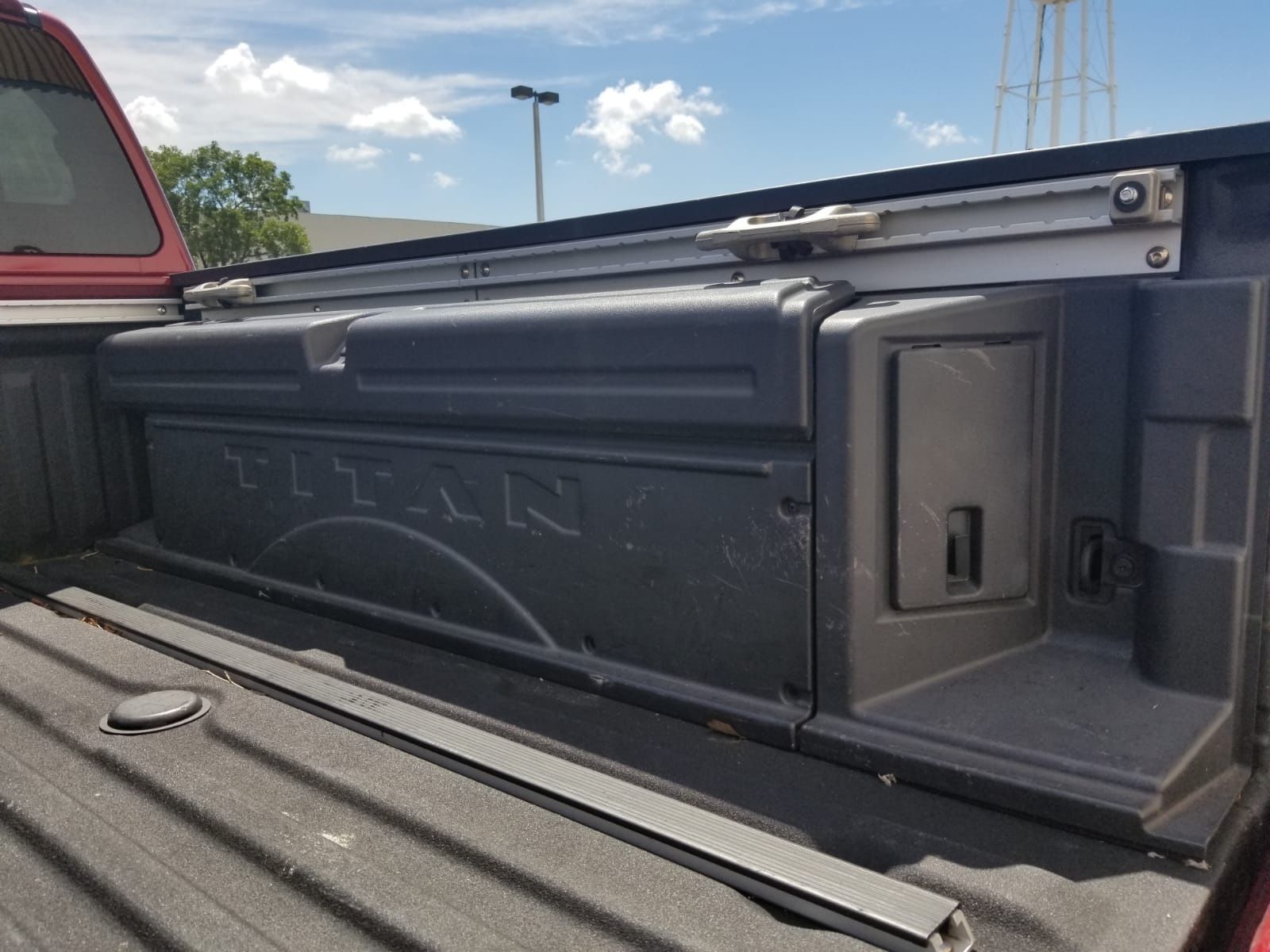 Nissan Titan Tool Box for Sale in Miramar, FL OfferUp