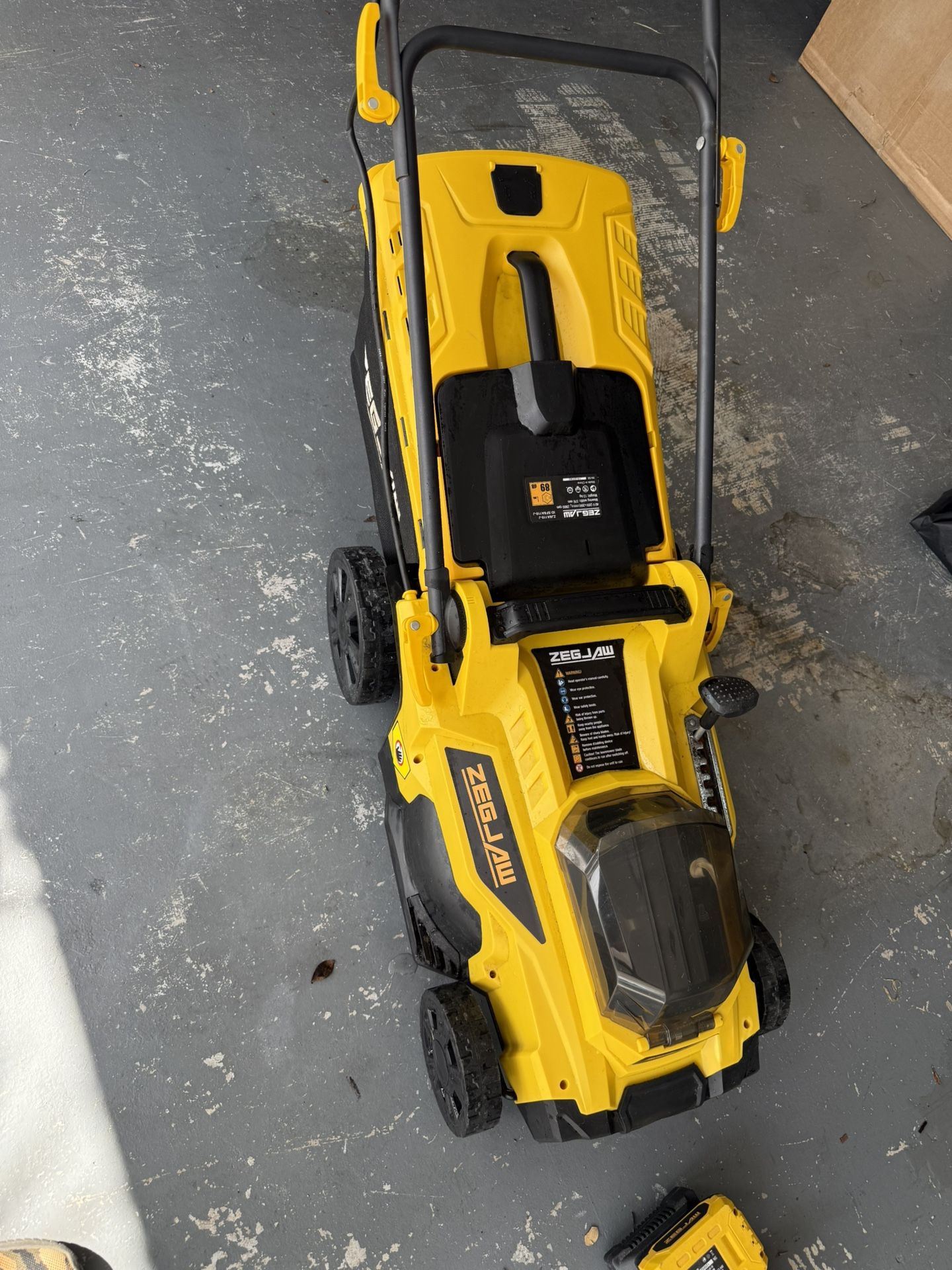 Electric Lawn Mower