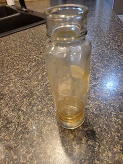 Glass vase vintage 9" tall ribbed around top and bottom