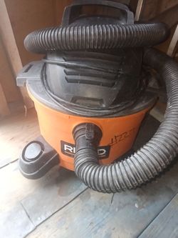 RIDGID Wet/Dry Shop Vacuum with Hose