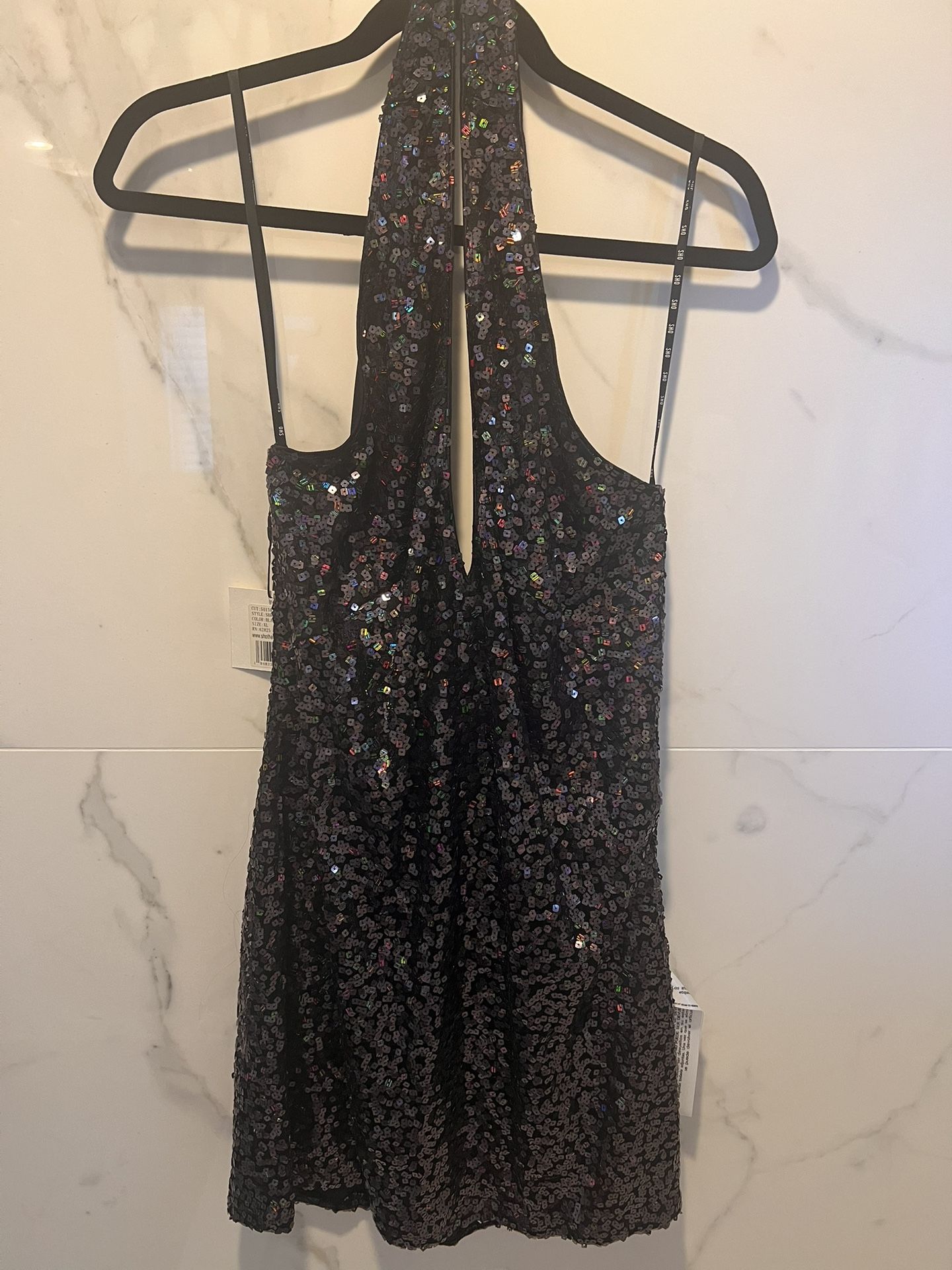 Low Cleavage Sequins Dress