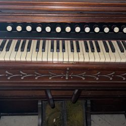 Vintage Organ Piano 