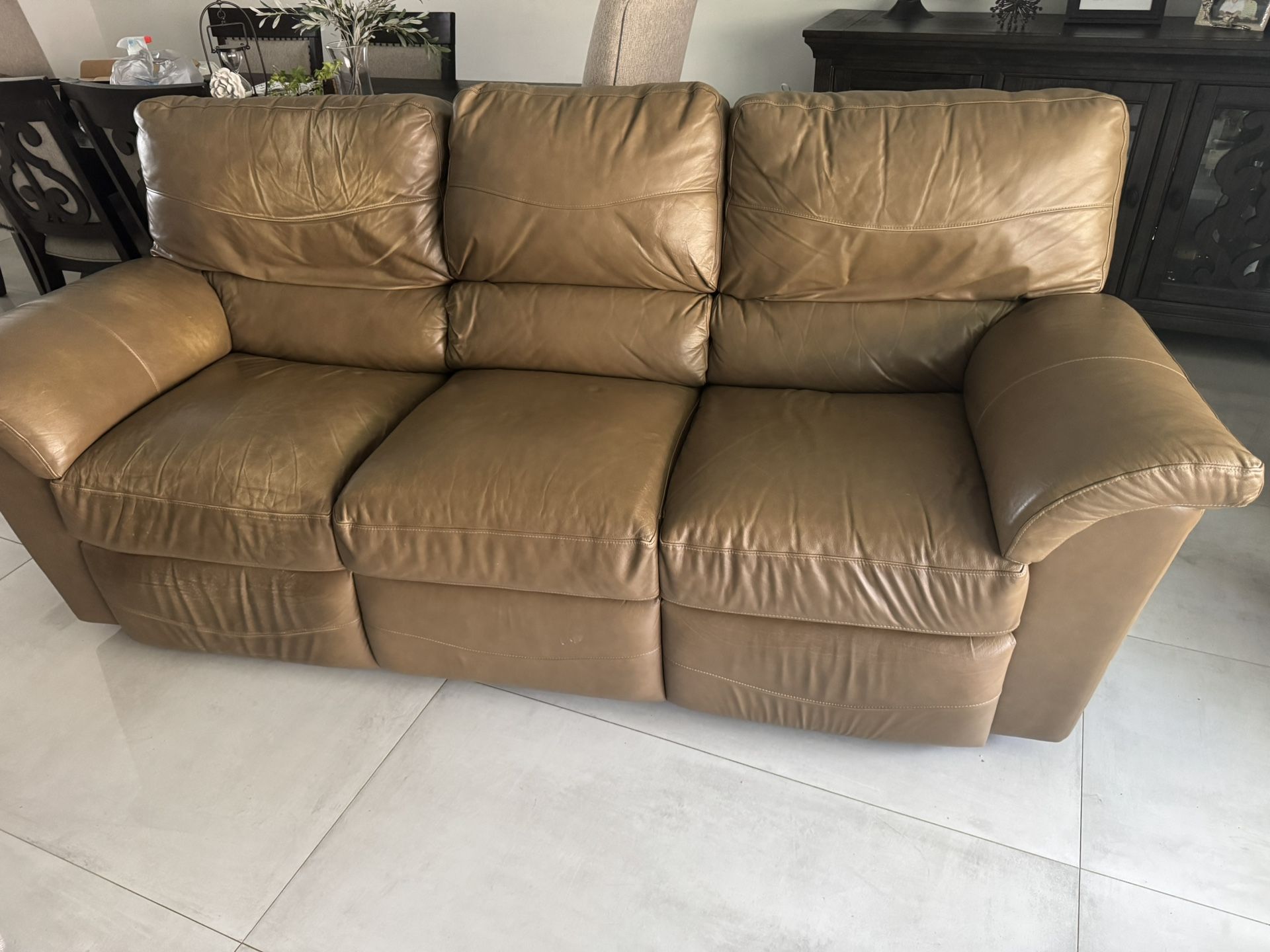 La-Z-Boy Leather Reclining Sofa