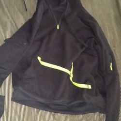 Lot Of 4 Like New Size 2 And 3 Xl Winter Pullover Jacket Deal