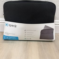 Speck Laptop Case 