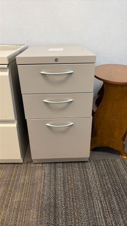 Pedestal 3-Drawer Mobile File/Storage Cabinet