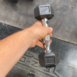 5 LB CAP Dumbell (1)