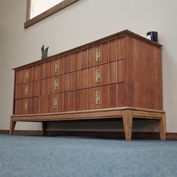 Mid century modern dresser