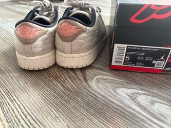 Air Jordan 1 Centre Court Light Bone Size 5