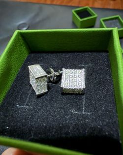 Moissanite 925 Silver 3D Square screwback Earrings 9mm