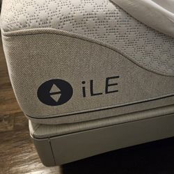 Full Size Sleep Number ILE Bed 