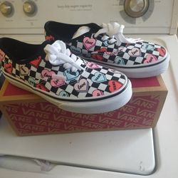 **NEW VANS SIZE 2 FOR BEAUTIFUL GIRLS ❤️❤️**