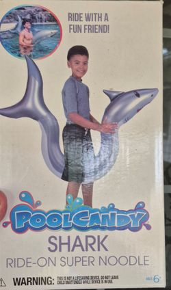 New pool float