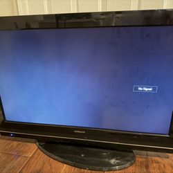 32” Hitachi TV