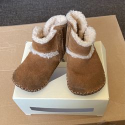 Baby Shoes 