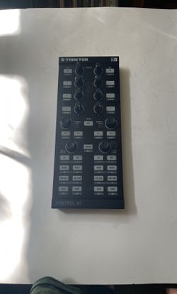 Traktor- Kontrol X1 