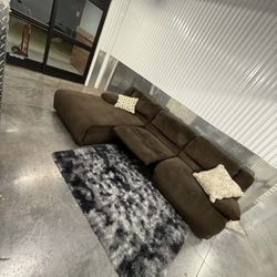 Electric Reclining Sectional 