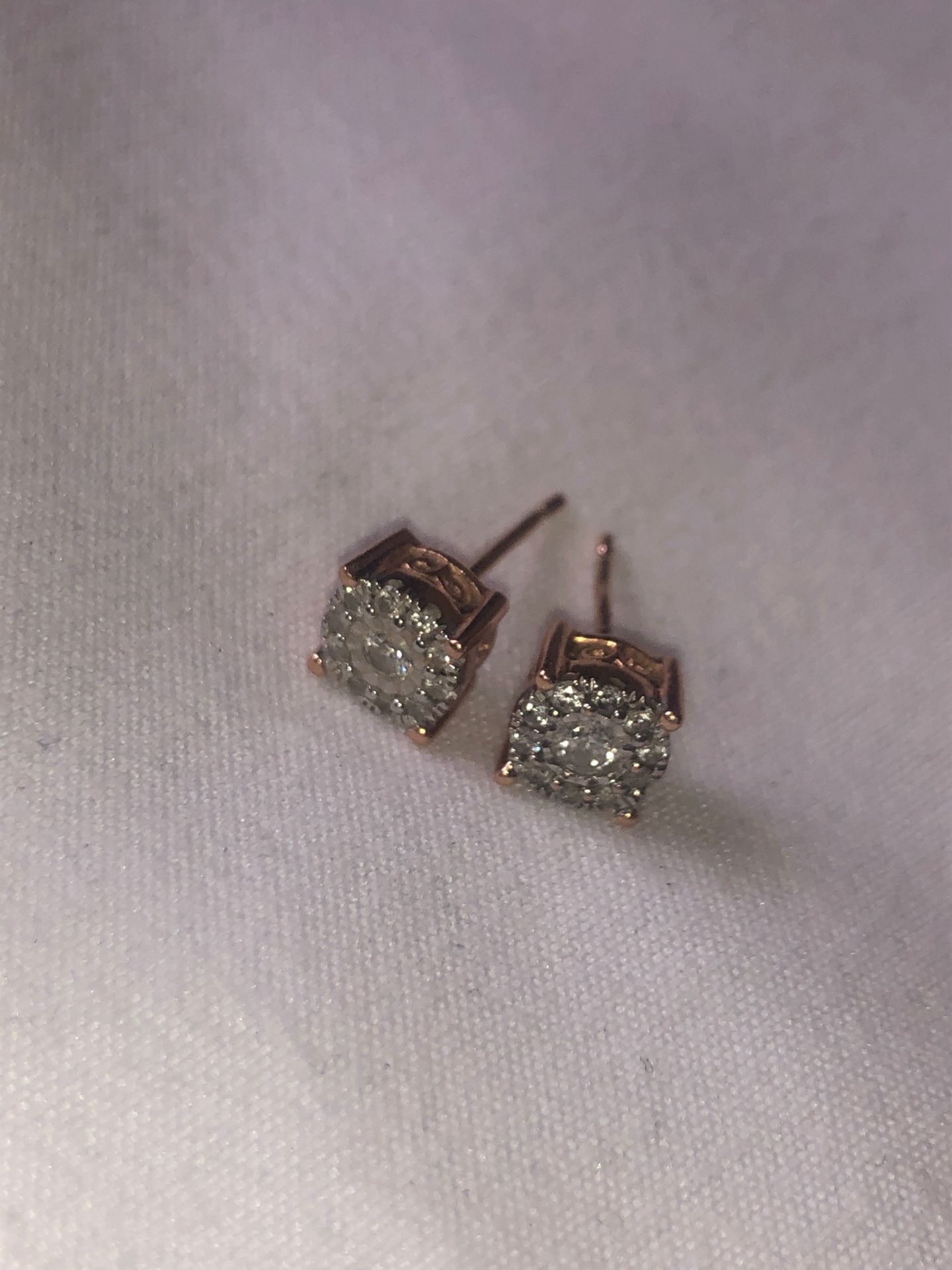 14KT Rose Gold Diamond Earrings