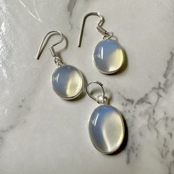 Silver Clear Earrings And Pendant Set 