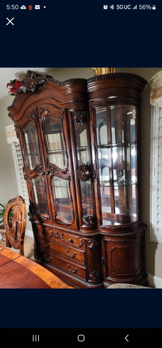 China Cabinet 