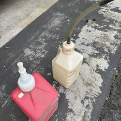 5 Gallon Gas Cans