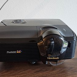 ViewSonic Pro8400 DLP Projector