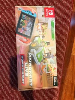 BrandNew Nintendo Mario kart Live Lugi
