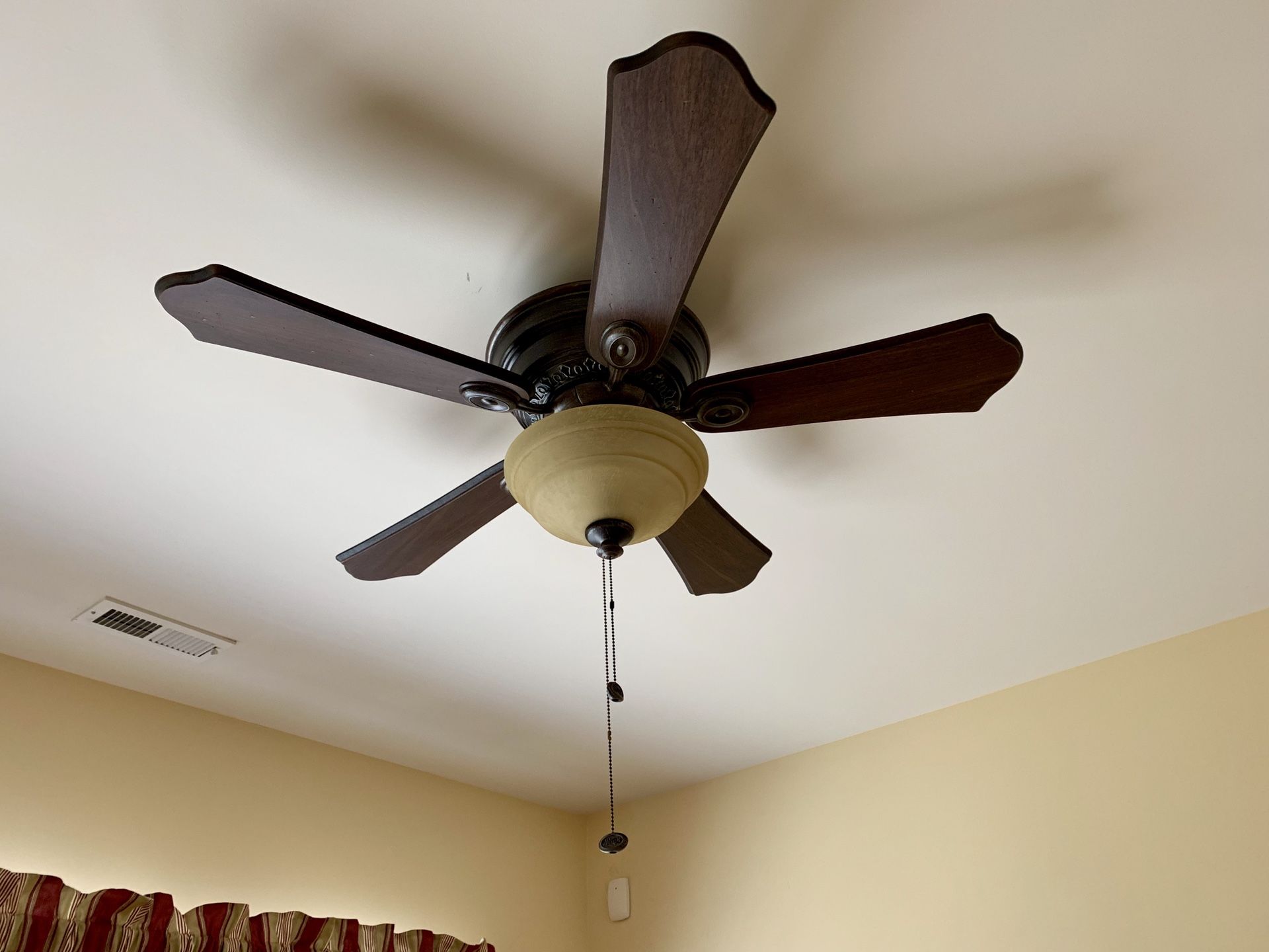 52 inch Hunter flush mount ceiling fan