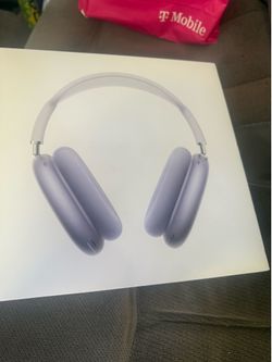 Apple AirPodsMax New Never open