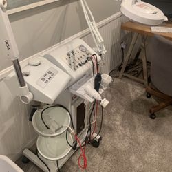 13 In 1  Dermabrasian  Facial Machine 