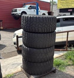 33 x 12.50 R20 Haida Set of 4 Used