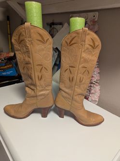 Dan Post Cowboy Boots  size 8.5