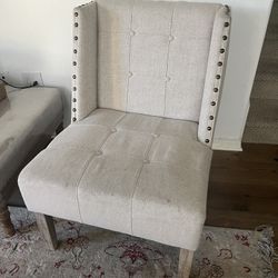 Accent Chairs