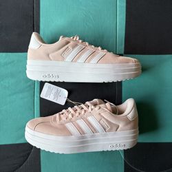 Women’s Adidas Shoes Size 8.5