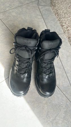 Danner’s side zipper tactical boot