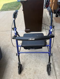 Drive Medical Rollator Walker with Seat